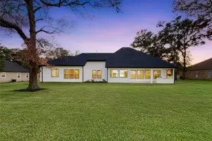 210 Hogan Ln, Hempstead, TX 77445 - Photo 36