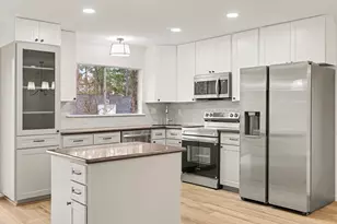 2 Kittiwake Ct, The Woodlands, TX 77380 - Photo 12