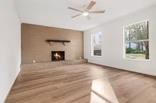 2 Kittiwake Ct, The Woodlands, TX 77380 - Photo 2