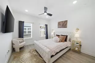 1352 W 24th St, Houston, TX 77008 - Photo 14