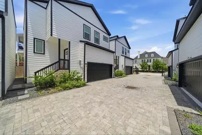 1352 W 24th Street, Houston, TX 77008 - Photo 2