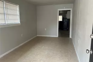 3333 Linn St, Houston, TX 77026 - Photo 2