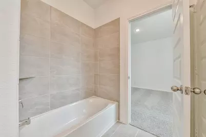 15507 Foresail Lane, Houston, TX 77053 - Photo 32