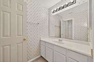 2103 5 Iron Dr, Houston, TX 77089 - Photo 26