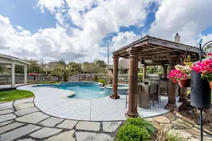 28307 Shining Creek Ln, Spring, TX 77386 - Photo 4