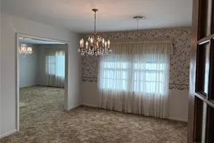 984 N Monroe St, La Grange, TX 78945 - Photo 6