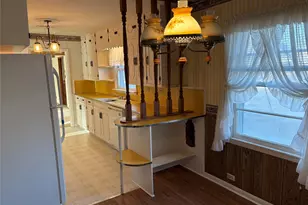 984 N Monroe St, La Grange, TX 78945 - Photo 14