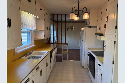 984 N Monroe Street, La Grange, TX 78945 - Photo 10