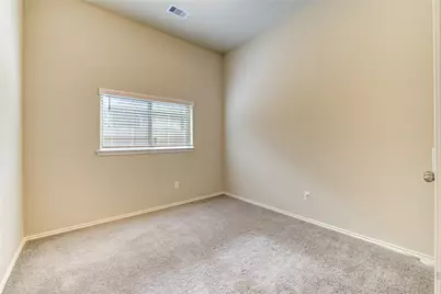 4727 Crest Hill Drive, Manvel, TX 77578 - Photo 10