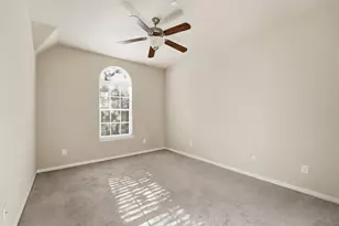 2 Bettina Ln, The Woodlands, TX 77382 - Photo 16