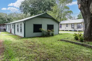 605 Hospital St, Tomball, TX 77375 - Photo 1