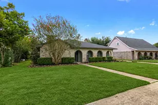 10126 Sageaspen Ln, Houston, TX 77089 - Photo 2