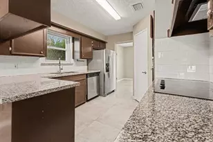 2115 Poplar Park Dr, Houston, TX 77339 - Photo 14