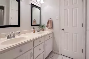 104 Daylily Dr, Lake Jackson, TX 77566 - Photo 20