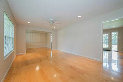 4834 Sanford Road, Houston, TX 77035 - Photo 8