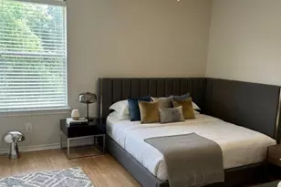 6815 Great Oaks Shadow Dr, Houston, TX 77083 - Photo 10