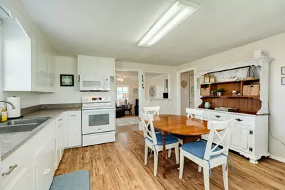 902 Treaty Drive, Surfside Beach, TX 77541 - Photo 4