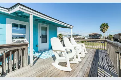 902 Treaty Drive, Surfside Beach, TX 77541 - Photo 2