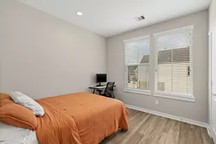 413 Stonework Oaks Lane, Houston, TX 77076 - Photo 38