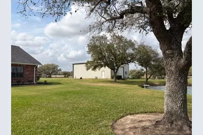 193 Kayla Lane, El Campo, TX 77437 - Photo 40