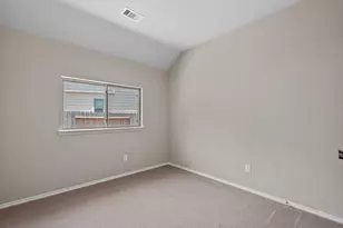 2901 Yaupon Grove Ln, Conroe, TX 77385 - Photo 20