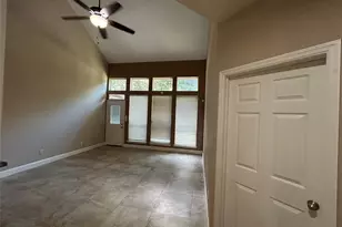 8911 Silent Willow Ln, Sugar Land, TX 77479 - Photo 2