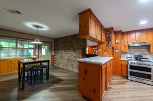 330 N 4th St, Beasley, TX 77417 - Photo 30