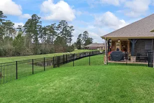 12215 Forest Villas Ln, Conroe, TX 77304 - Photo 24