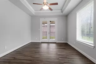 12215 Forest Villas Ln, Conroe, TX 77304 - Photo 16