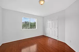 410 Annes Way, Stafford, TX 77477 - Photo 32