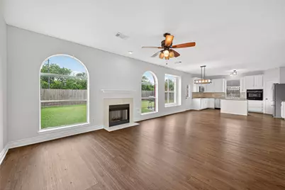 410 Annes Way, Stafford, TX 77477 - Photo 14