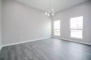 12328 N Chestnut Hls Dr, Conroe, TX 77303 - Photo 8