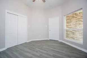 12328 N Chestnut Hls Dr, Conroe, TX 77303 - Photo 28