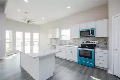 12328 N Chestnut Hills Drive, Conroe, TX 77303 - Photo 14