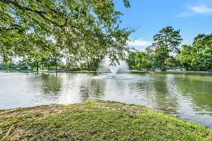 13719 Rolling River Ln, Houston, TX 77044 - Photo 30