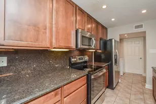 13859 Hollowgreen Dr, Houston, TX 77082 - Photo 16
