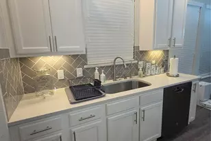 2375 Diamond D Dr, Beaumont, TX 77713 - Photo 36
