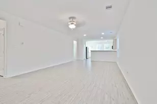 10711 Catclaw Ct, Tomball, TX 77375 - Photo 6