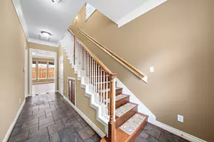 2927 Clinton Dr, Houston, TX 77020 - Photo 2