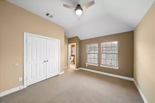 2927 Clinton Dr, Houston, TX 77020 - Photo 10