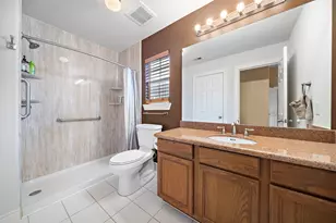 2927 Clinton Dr, Houston, TX 77020 - Photo 10