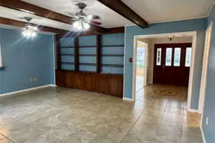 426 Shadow Creek Dr, El Lago, TX 77586 - Photo 4