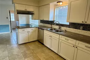 426 Shadow Creek Dr, El Lago, TX 77586 - Photo 10