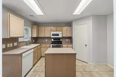 18518 Burgundy Sky Way, Cypress, TX 77429 - Photo 6