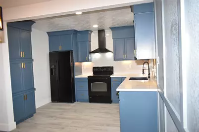 9401 Heatherside Street, Houston, TX 77016 - Photo 14