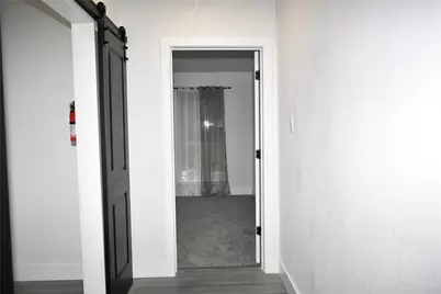 9401 Heatherside Street, Houston, TX 77016 - Photo 22