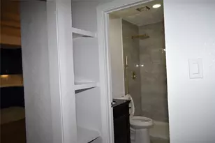 9401 Heatherside St, Houston, TX 77016 - Photo 20