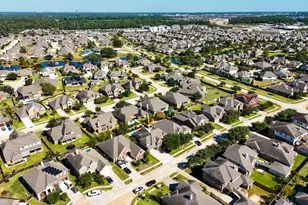 22722 Wixford Ln, Tomball, TX 77375 - Photo 2