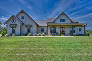 2165 County Road 250 Rd, Weimar, TX 78962 - Photo 1