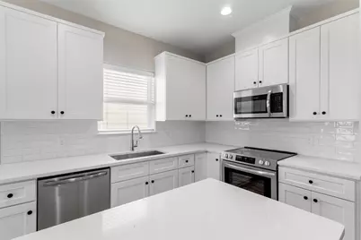 3150 A N Cleveland St Street, Dayton, TX 77535 - Photo 4